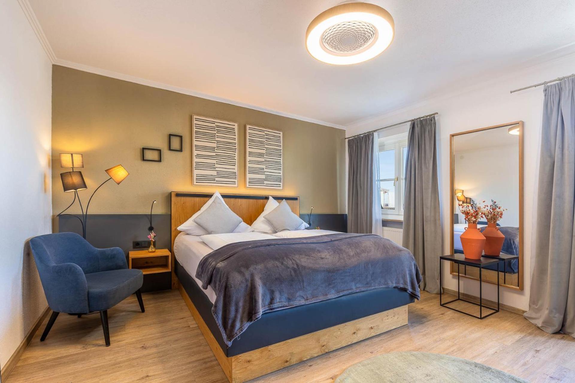 Hotel Schlossblick Chiemsee Приен ам Химзее Екстериор снимка