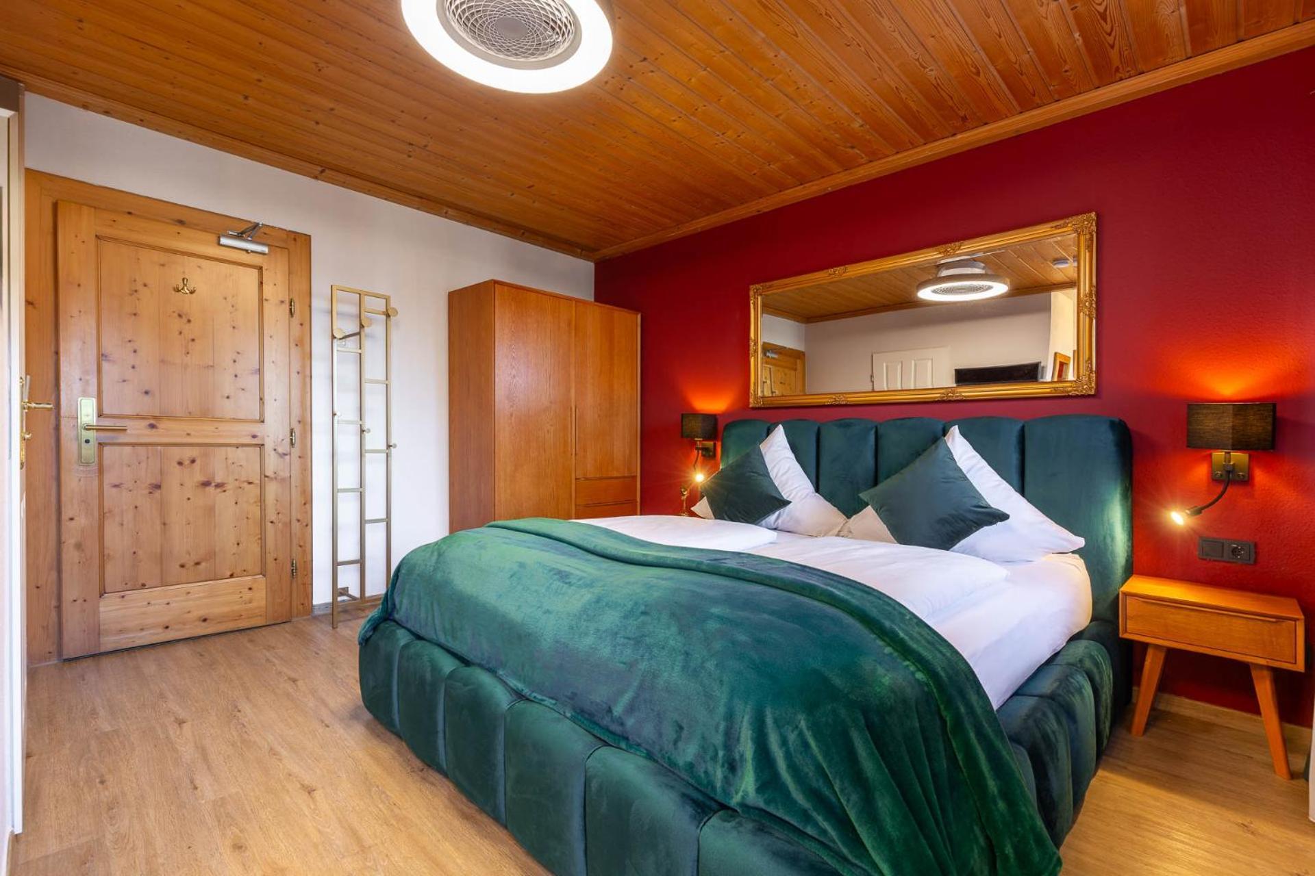 Hotel Schlossblick Chiemsee Приен ам Химзее Екстериор снимка